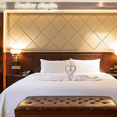Chengdu Jin Yun Hotel エクステリア 写真