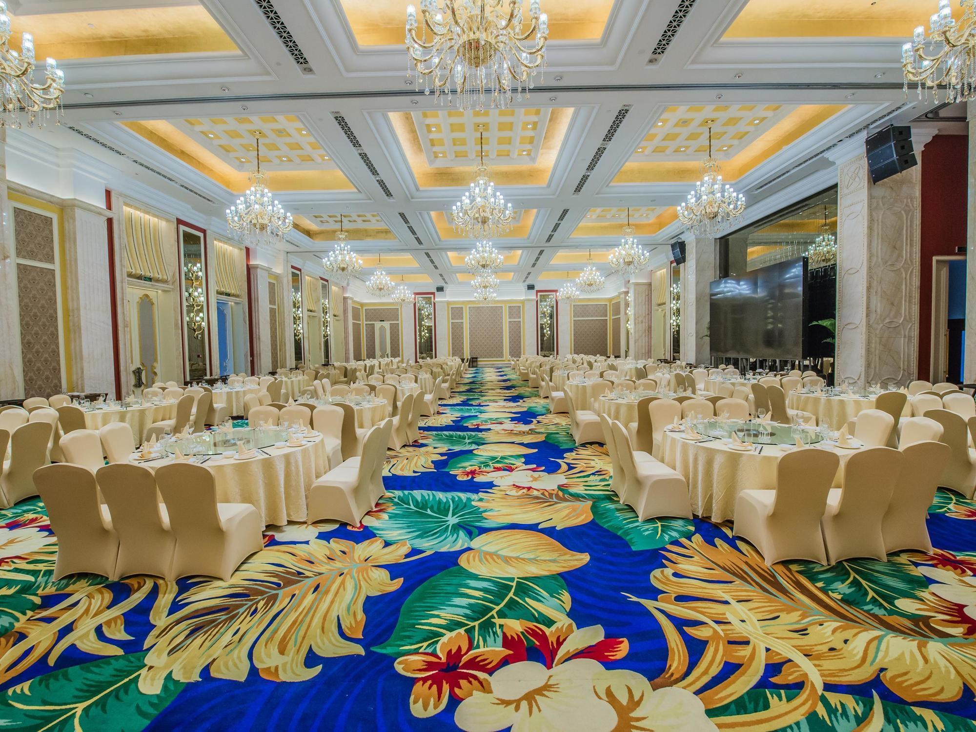 Chengdu Jin Yun Hotel エクステリア 写真